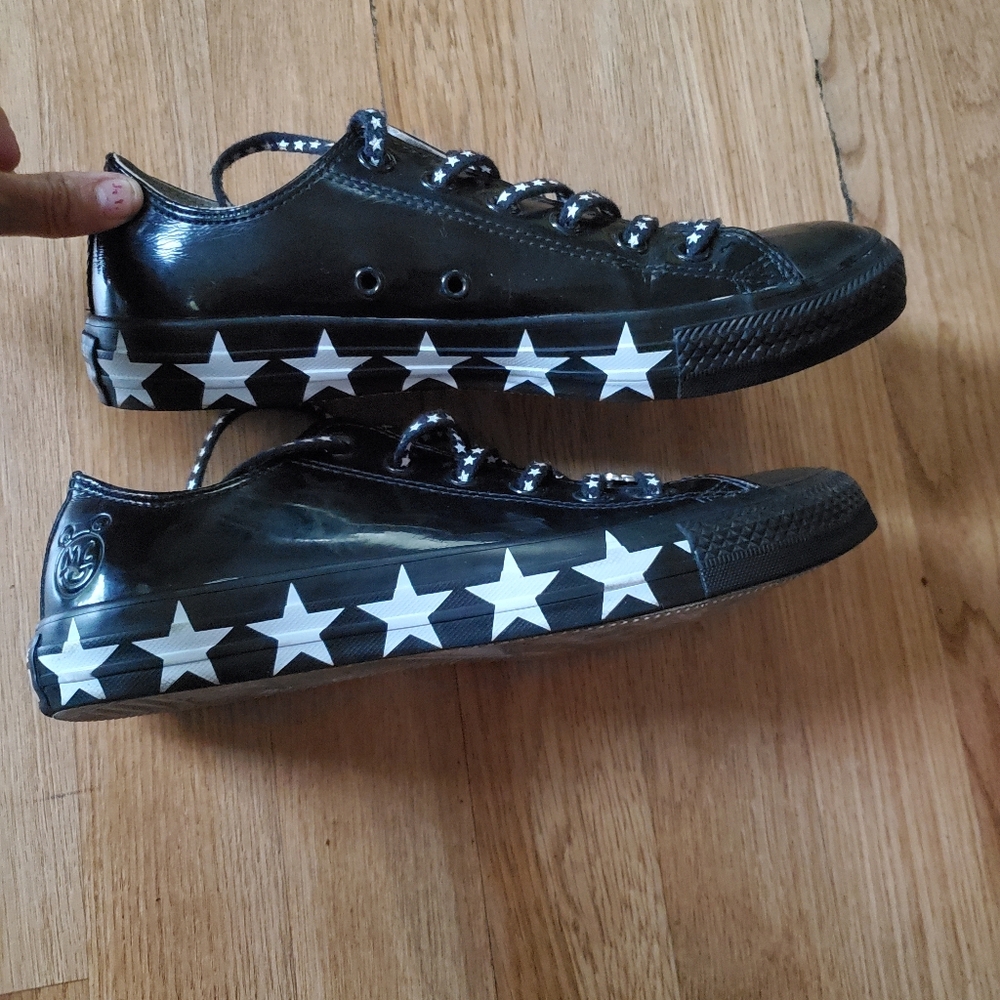Converse Chuck Taylors X Miley Cyrus Black Star-Trim Patent Sneaker, Size 8.5 - Picture 2 of 8